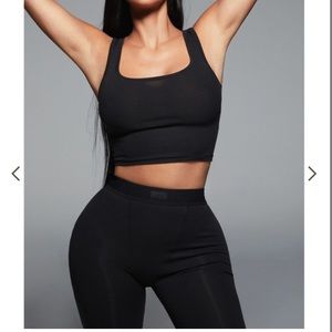 Skims leggings